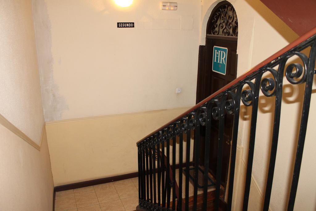 Hostal Xucar Madrid Exterior photo